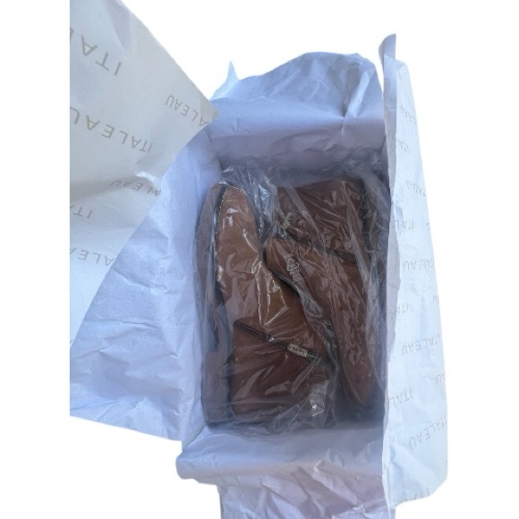 ITALEAU Suede Bootie Women’s 9.5 M
NIB W/ Duster , Cognac Color - FOLIANA - Picture 10 of 13